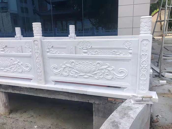 石栏杆